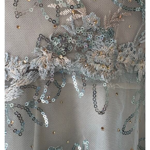 New Mac Duggal Floral Sequin Illusion Gown Mist Size 6 Elegant Evening Dress - Picture 7 of 10